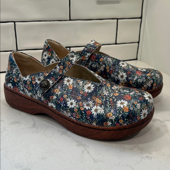 Alegria Opheliah Floral Print Mary Jane Shoes - Picture 3 of 16